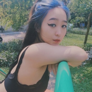 Dep, single vietnamese girl