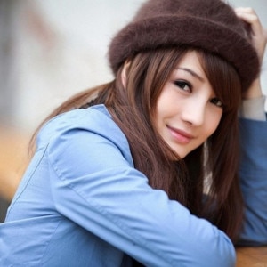 Asian woman KerrBare is looking for a partner