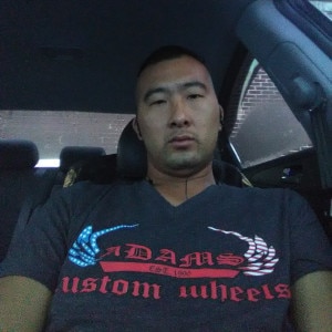 Asian man Andyw712 is looking for a partner