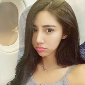 Asian woman lindaly is looking for a partner