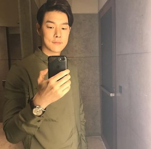 Asian man Herbert969 is looking for a partner