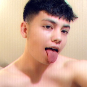 Asian man sadboyproduc37 is looking for a partner