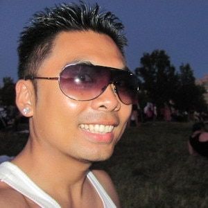 Asian man braga is looking for a partner