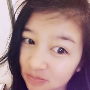 Asian woman Mona is looking for a partner